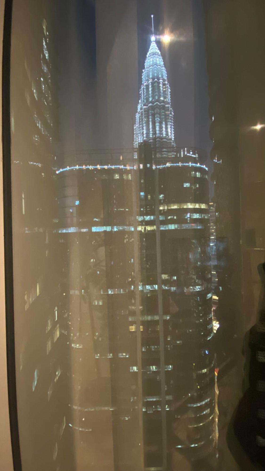 Pangsapuri Skysuites Klcc By Calmsojourn Management